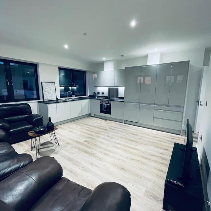New One Bedroom Luxury Apartment In Solihull Luaran gambar